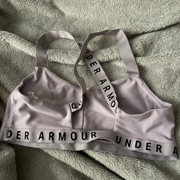 Under Armour Sports Bra - Picture 6 of 6